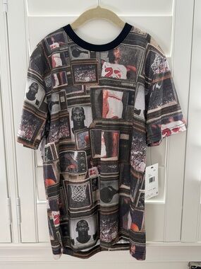 Nike Jordan Tee Shirt -Boys Large